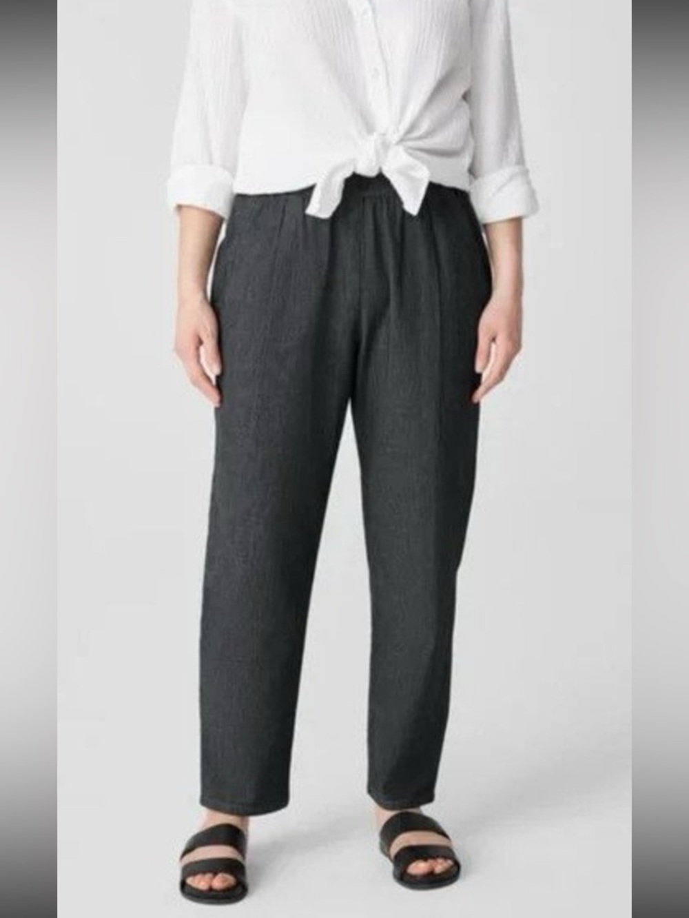 Eileen Fisher Soft Wool Flannel Tapered Pants in charcoal. NWT retails 228$